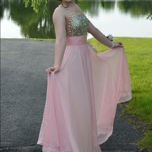 Fits like a 6! Jovani Prom Dress